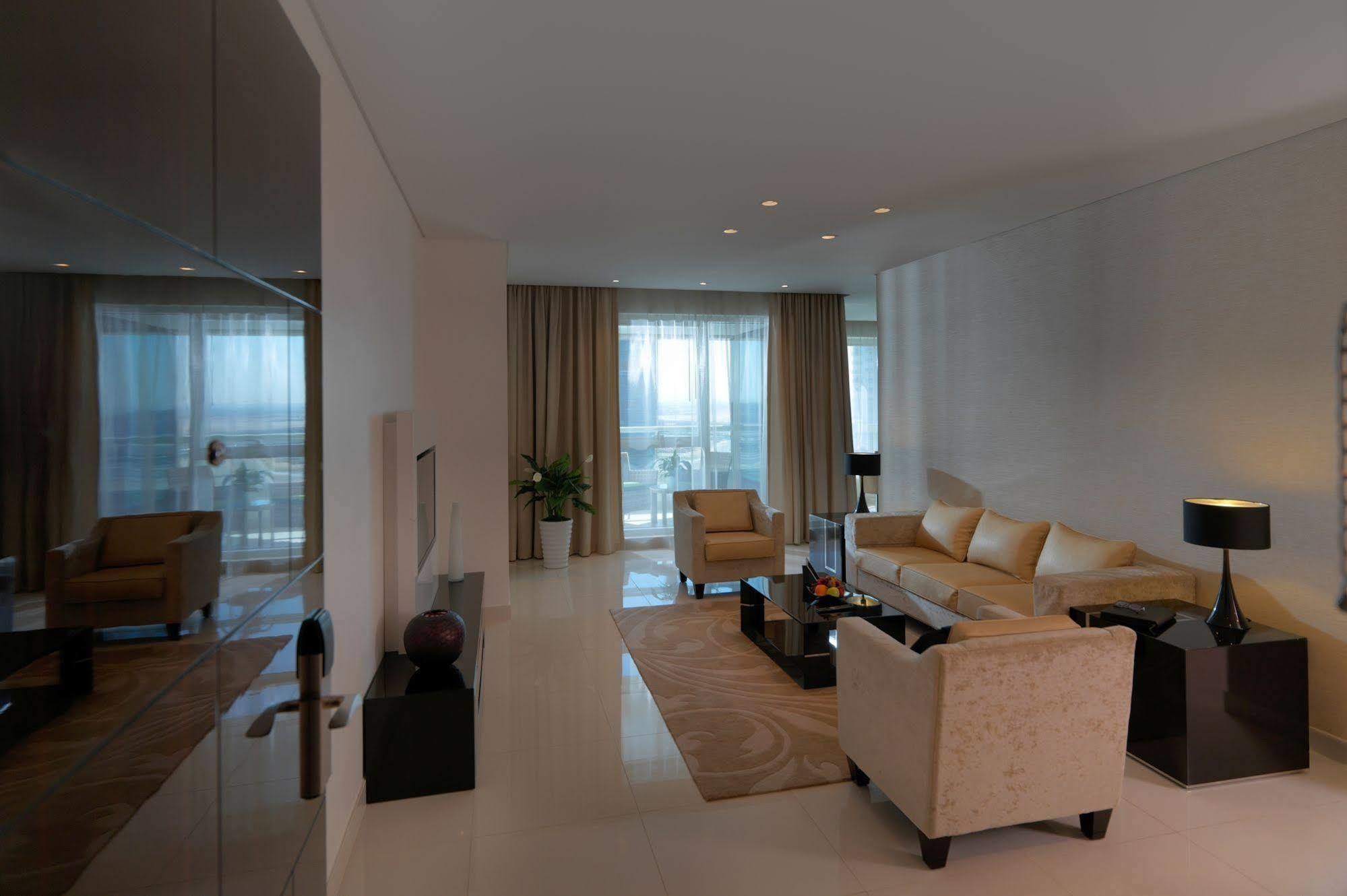 Damac Maison Canal Views Aparthotel Dubai Luaran gambar